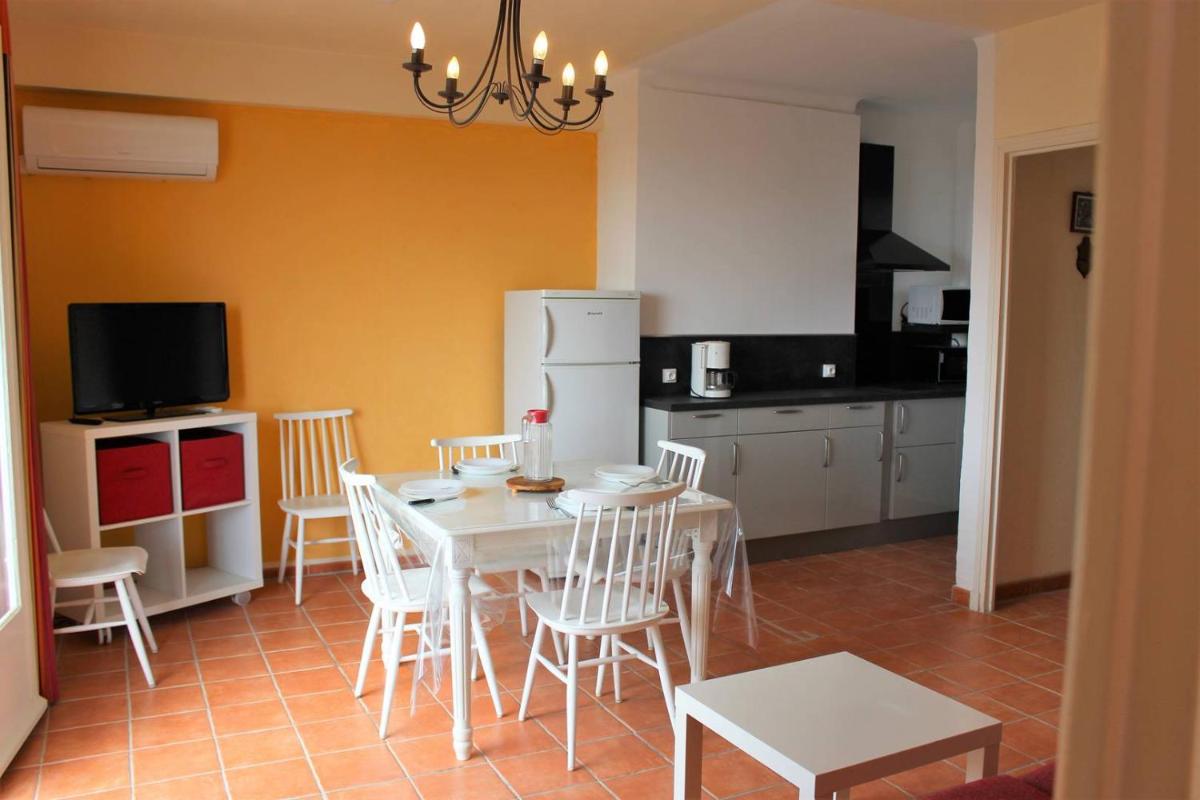 Accès direct plage pour ce T2 climatisé dans résidence avec parking - 4SCYP21 view 4