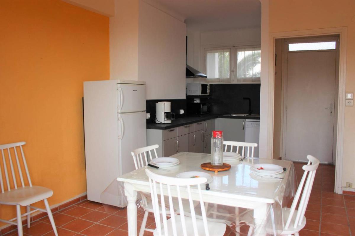 Photo 6