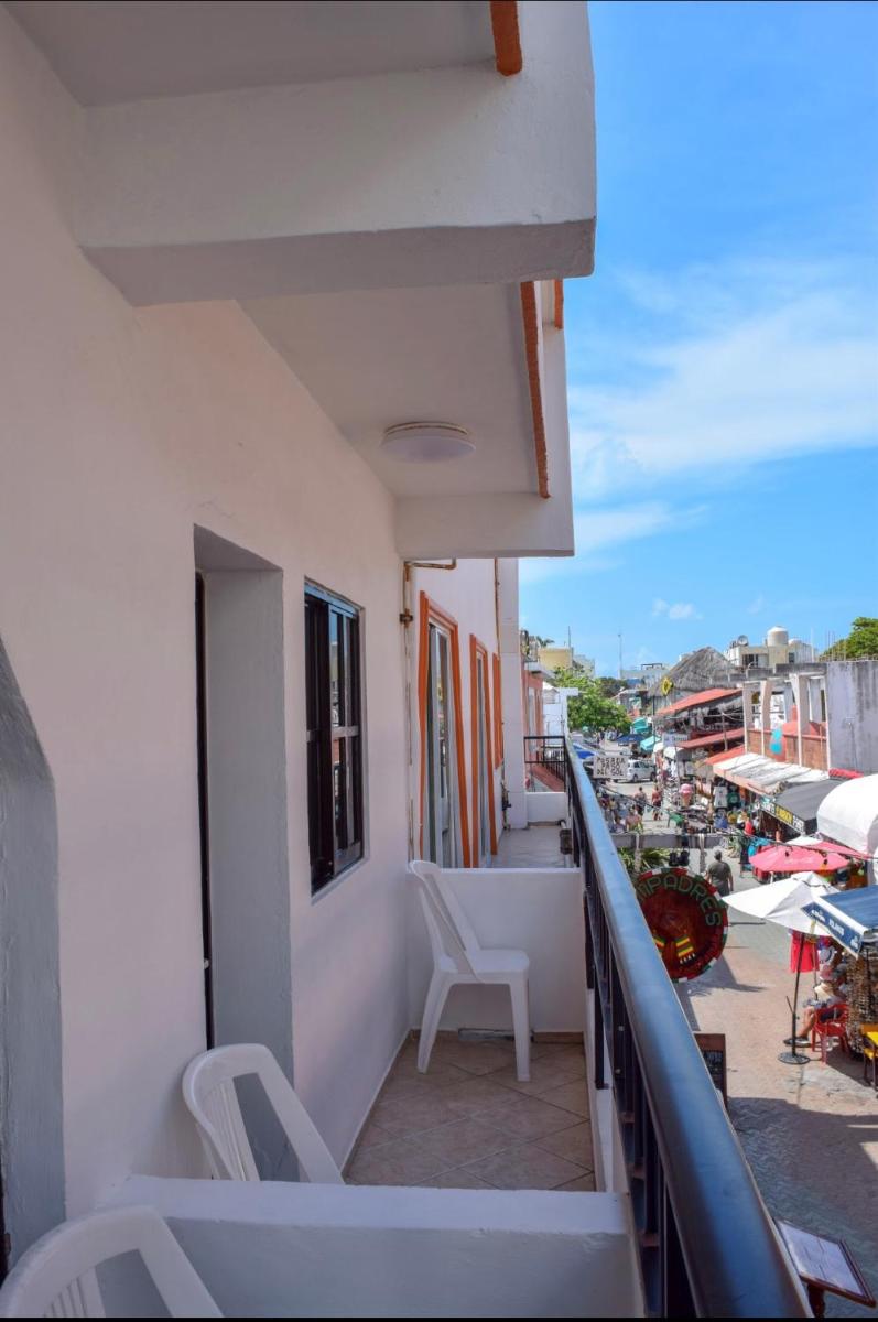 balcony