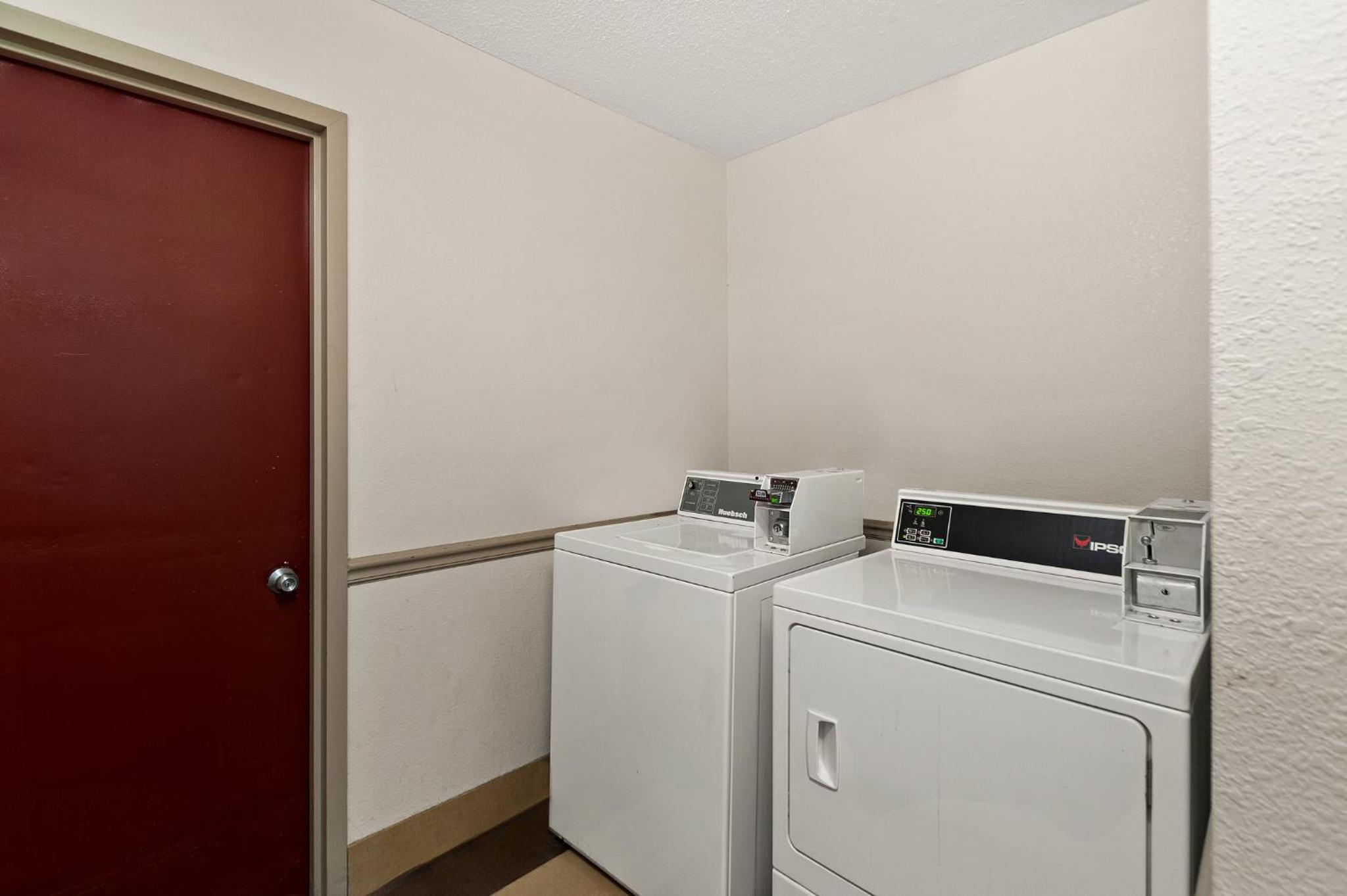 Martinsburg Vacations - Red Roof Inn Martinsburg - Property Image 33