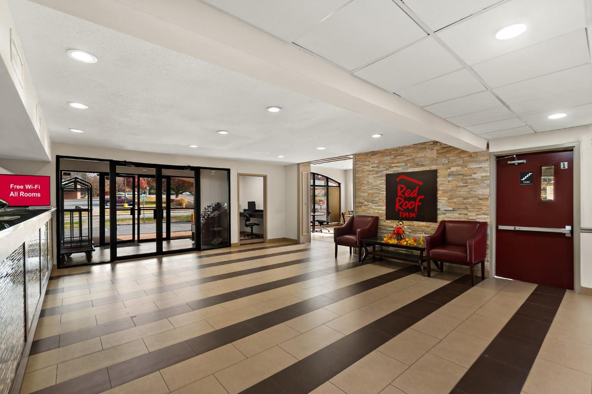 Martinsburg Vacations - Red Roof Inn Martinsburg - Property Image 19