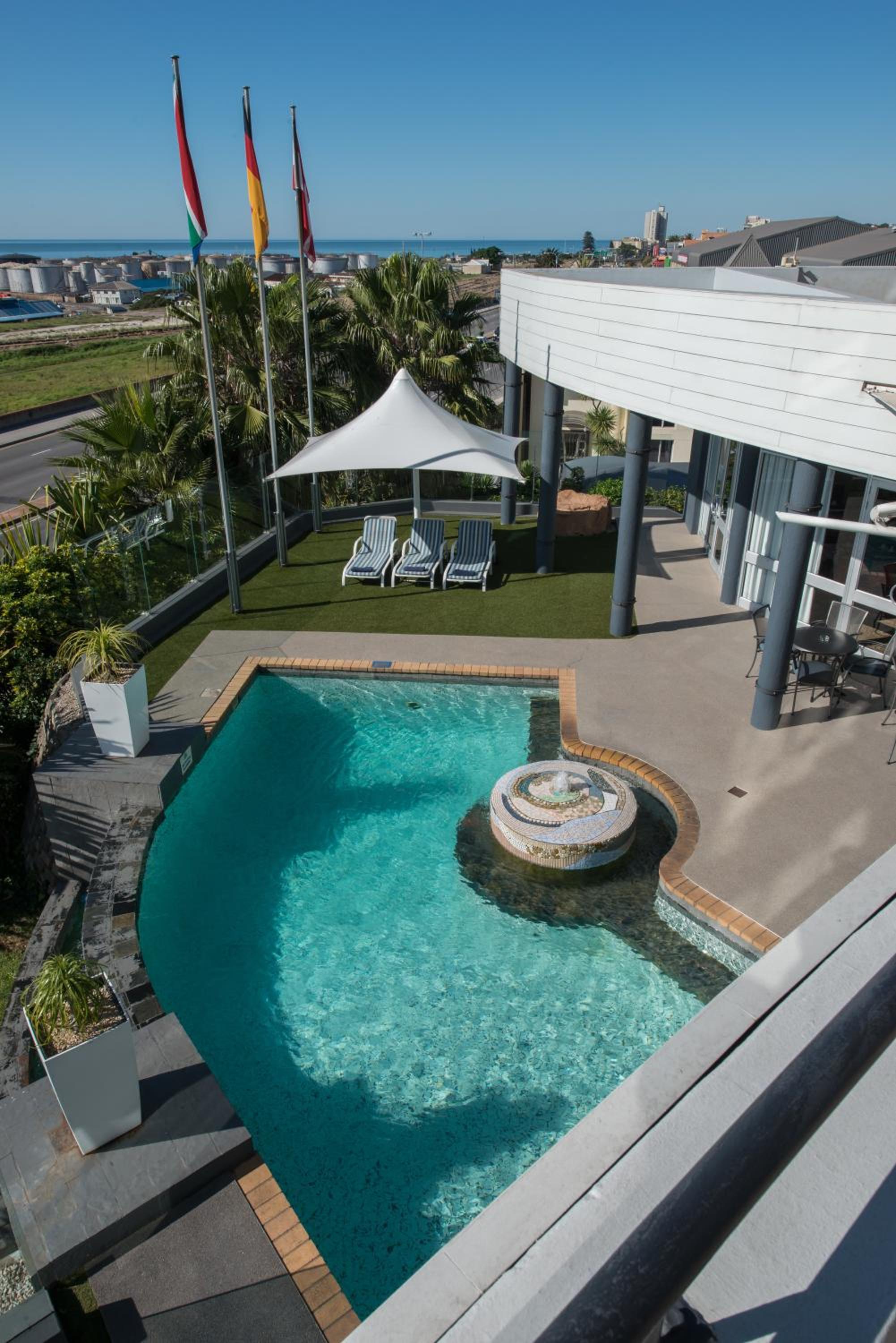 swimming pool