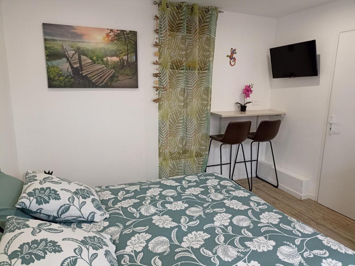 " LE CHABASSOLE " CHAMBRES D'HÔTES - Massages - Jacuzzi - Sauna - GORGES DU VERDON