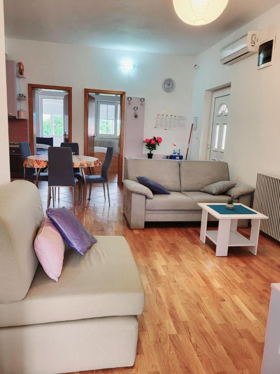 Malinsummer Apartments