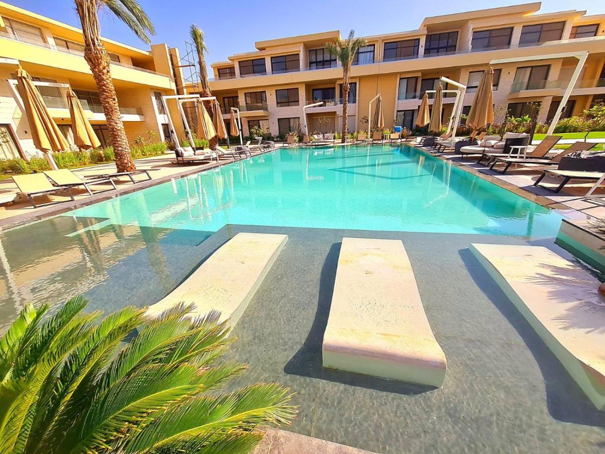 G cribs-gouna