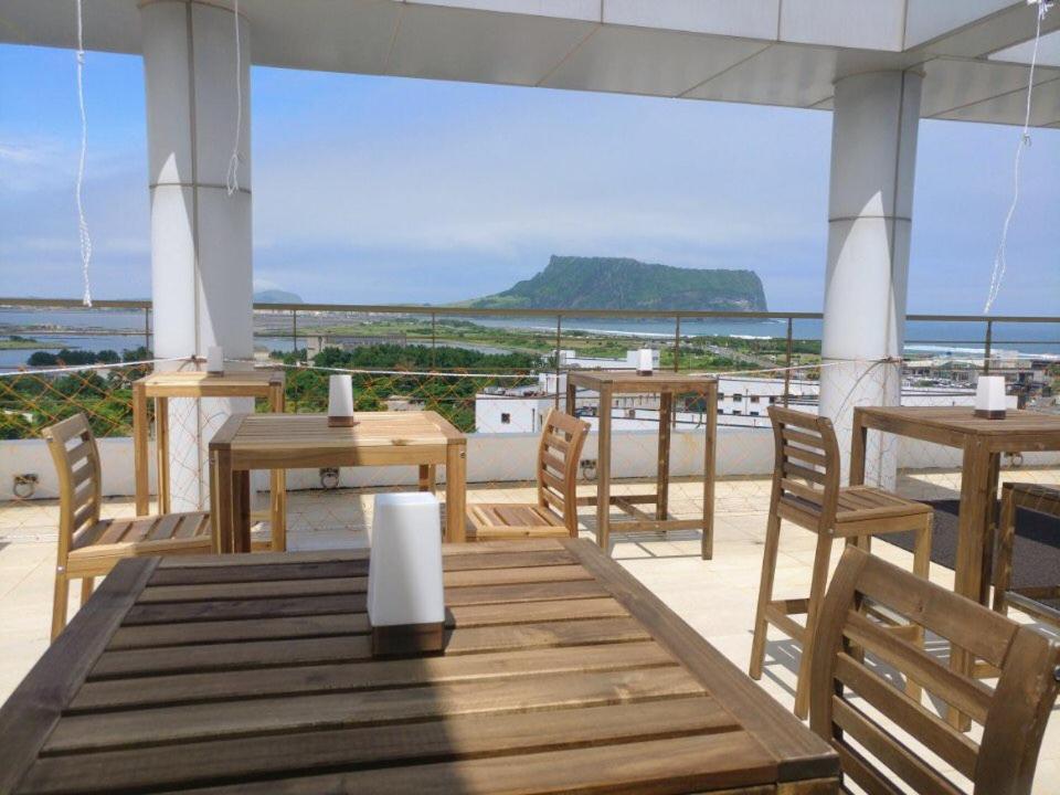 The Best Jeju Seongsan 87