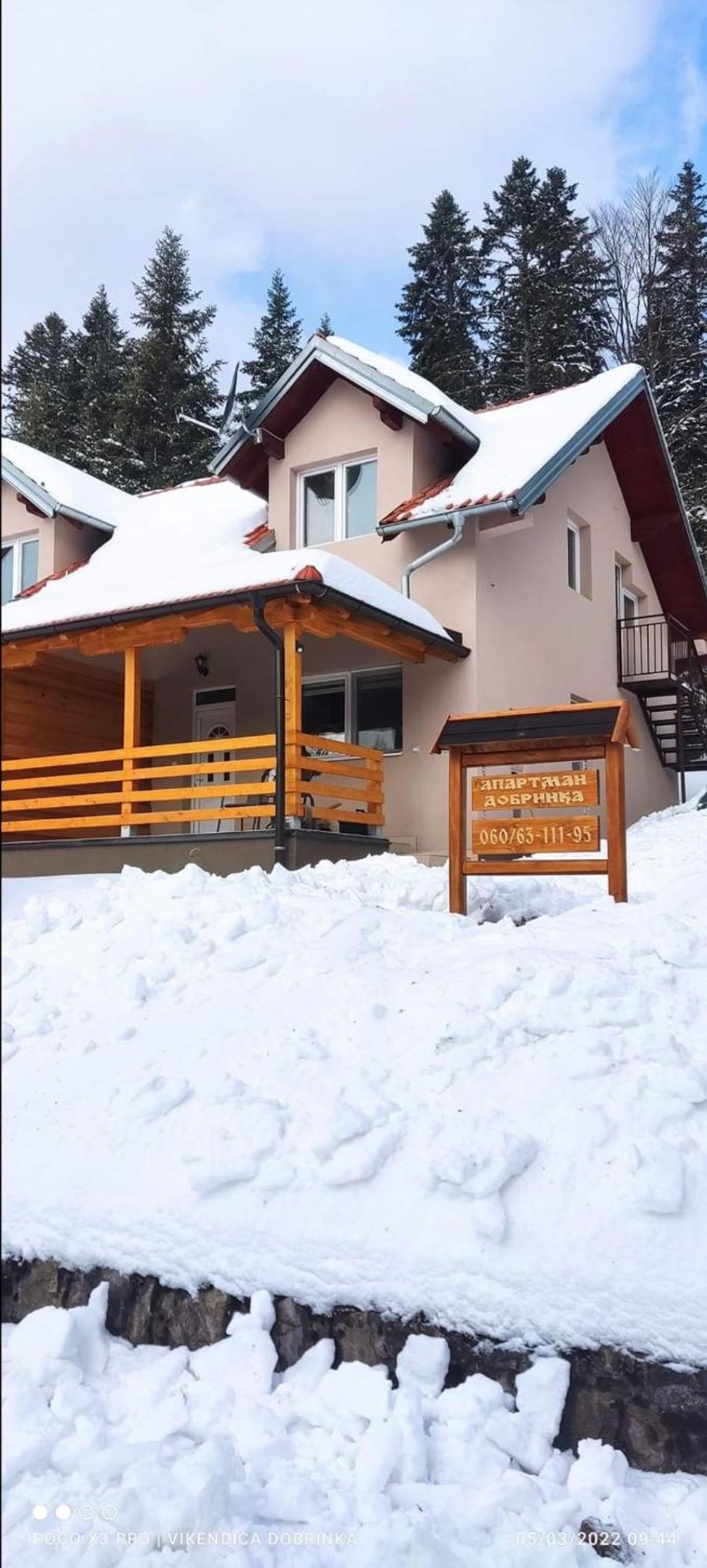 Apartmani Dobrinka i Zorka