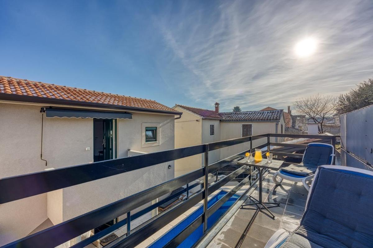 House Melina view 4