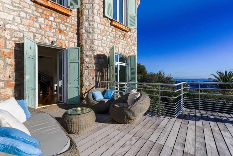 Villa de charme moderne avec piscine et vue mer photo 5