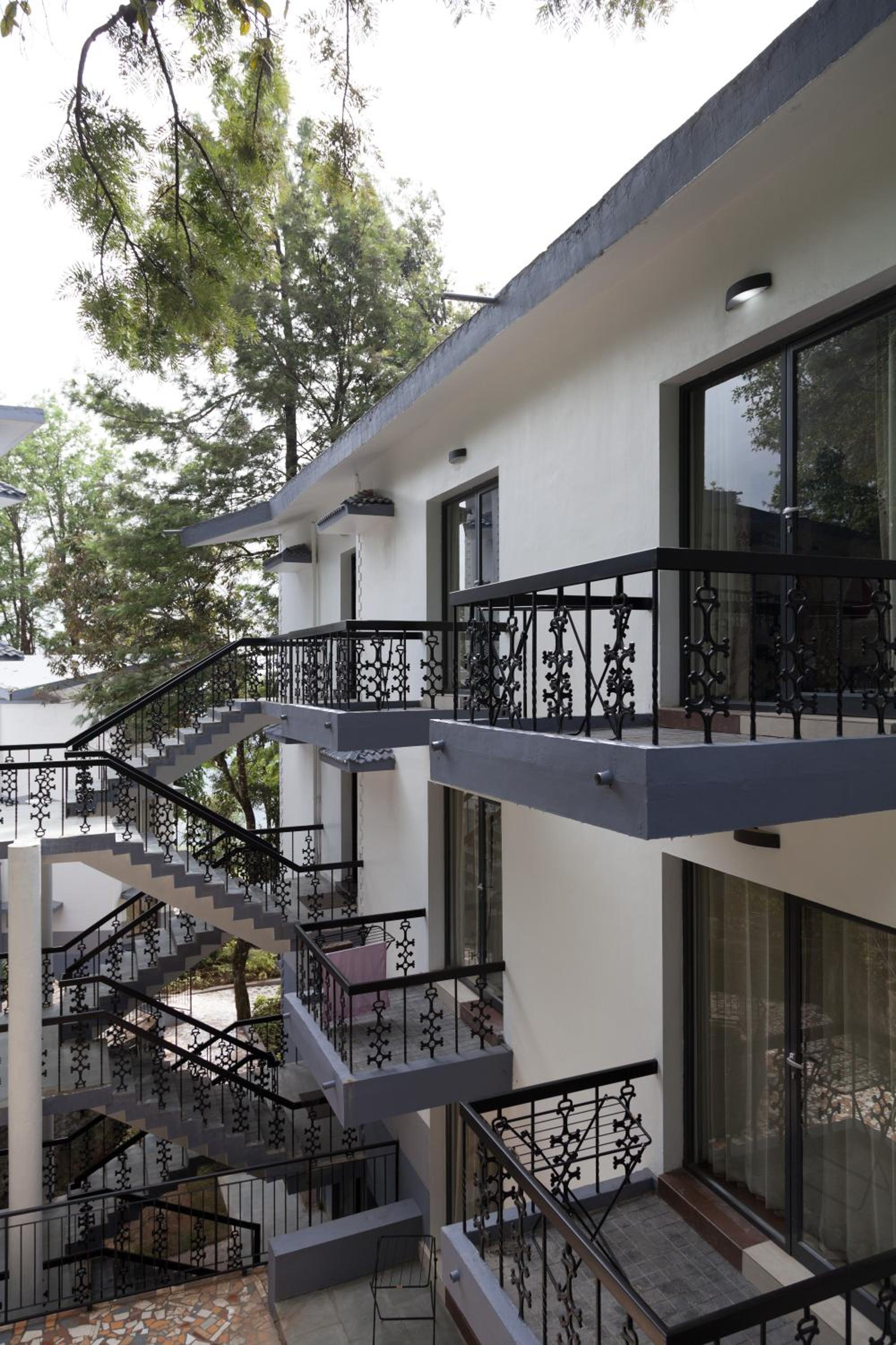 balcony