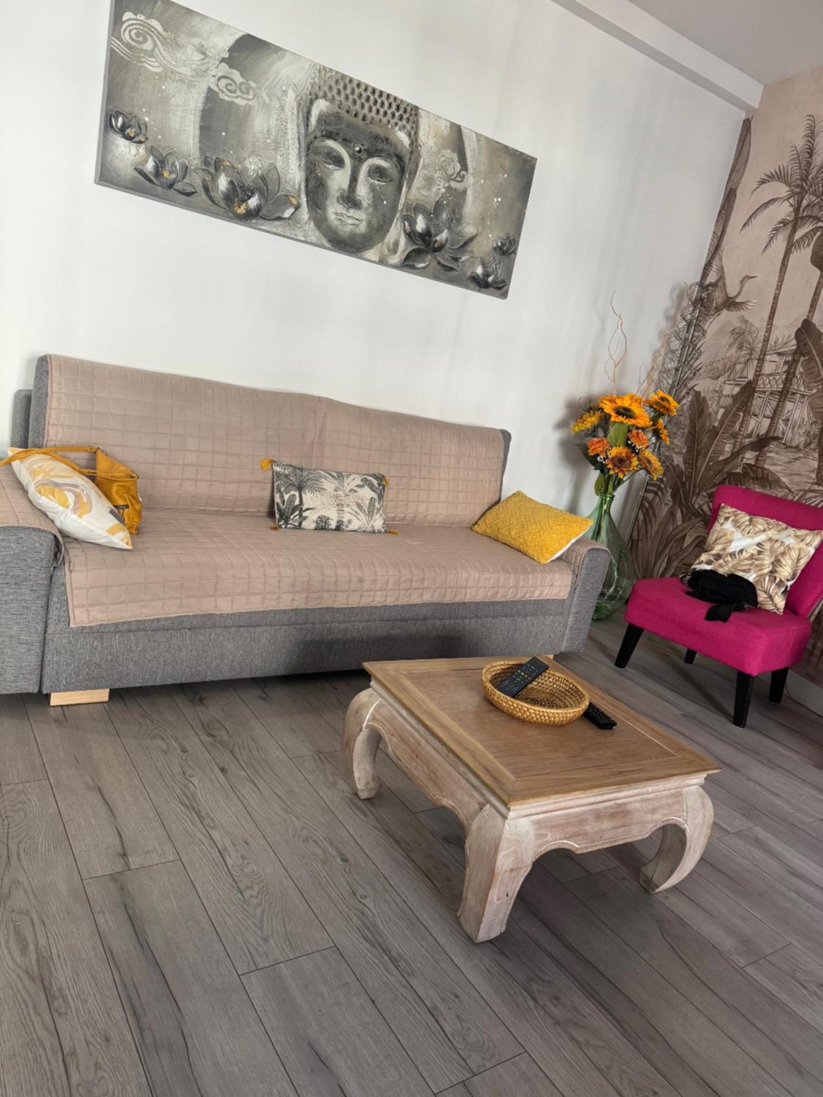Gorgeous 2 bedrooms holiday apartement photo 3