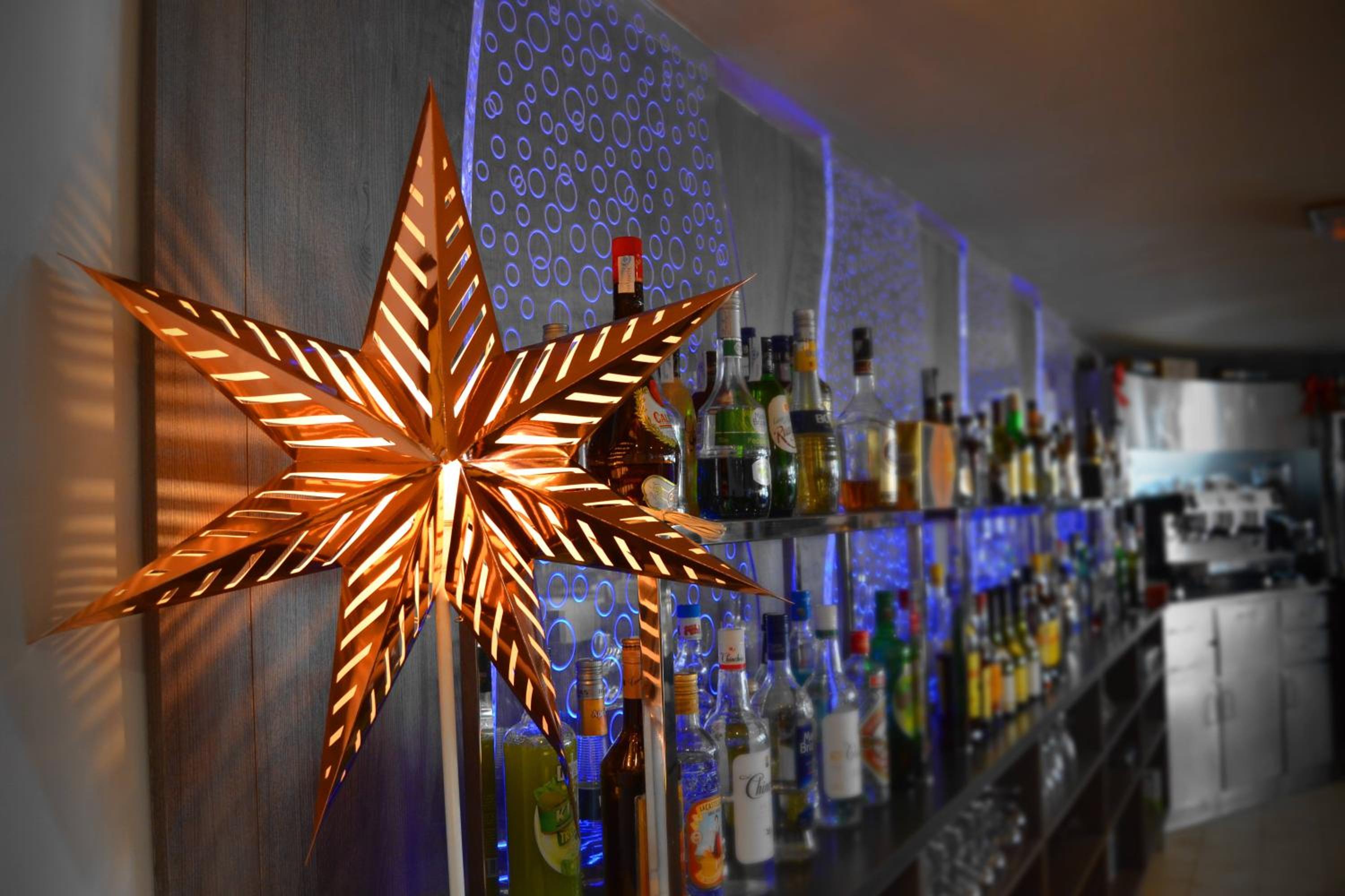 bar
