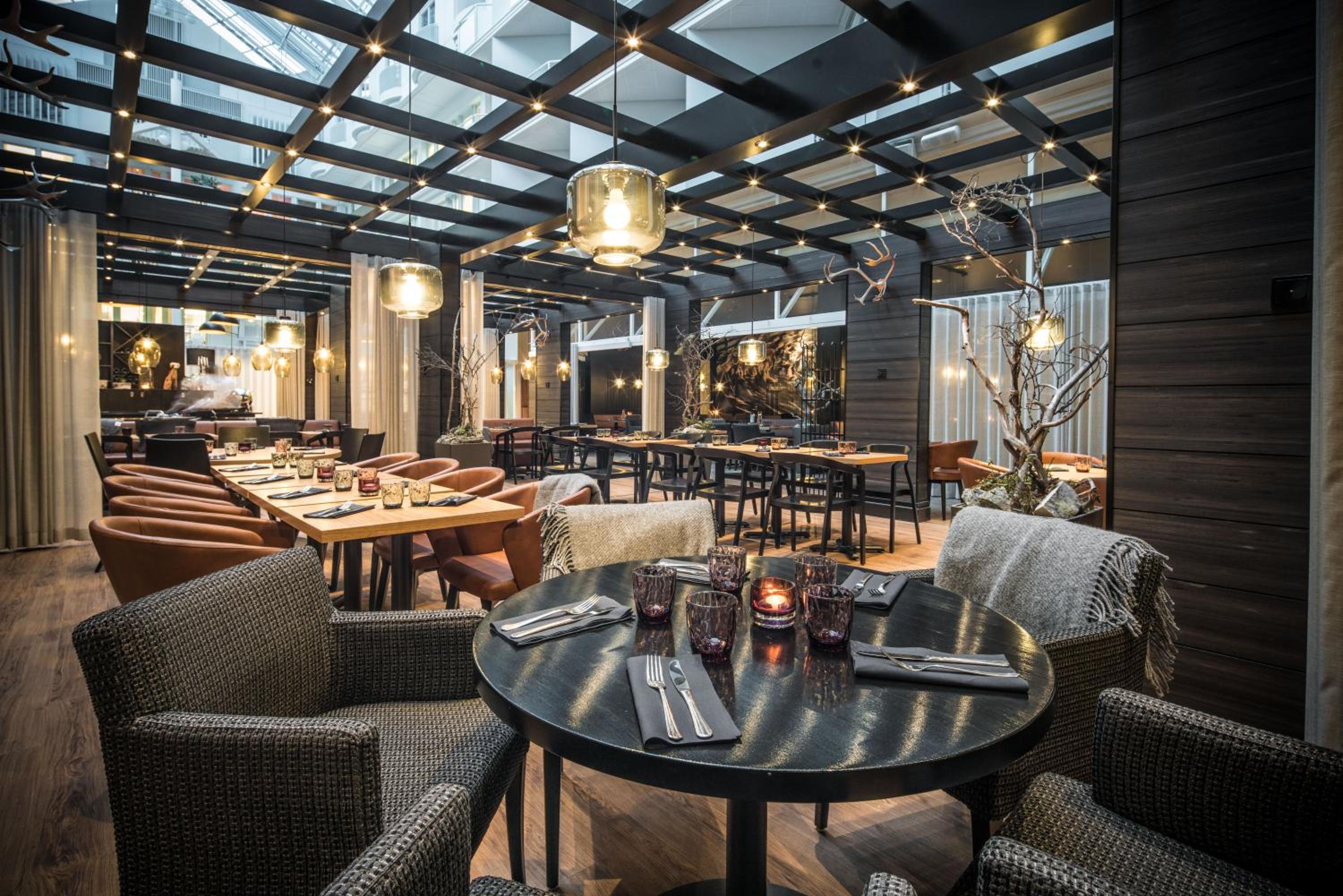 restaurant