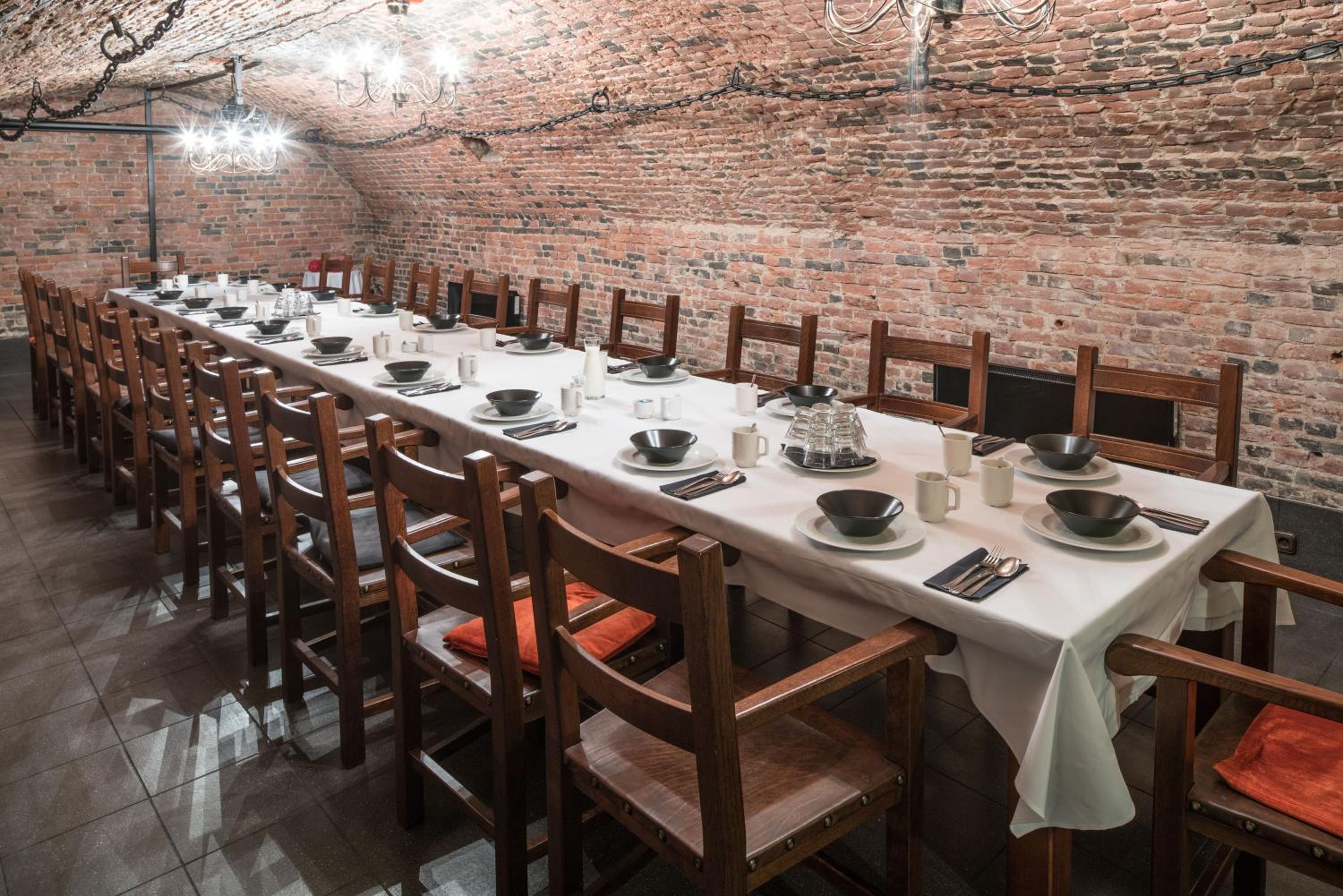 restaurant