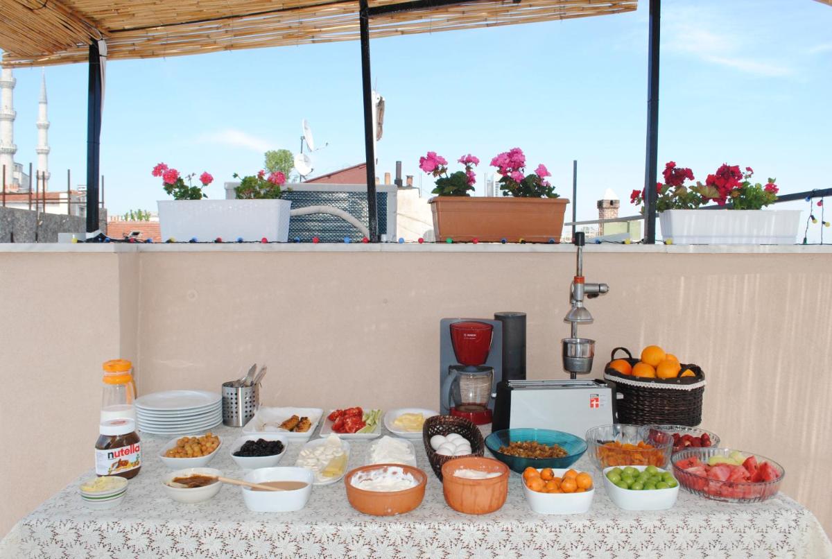 Hotel Buhara Family Inn