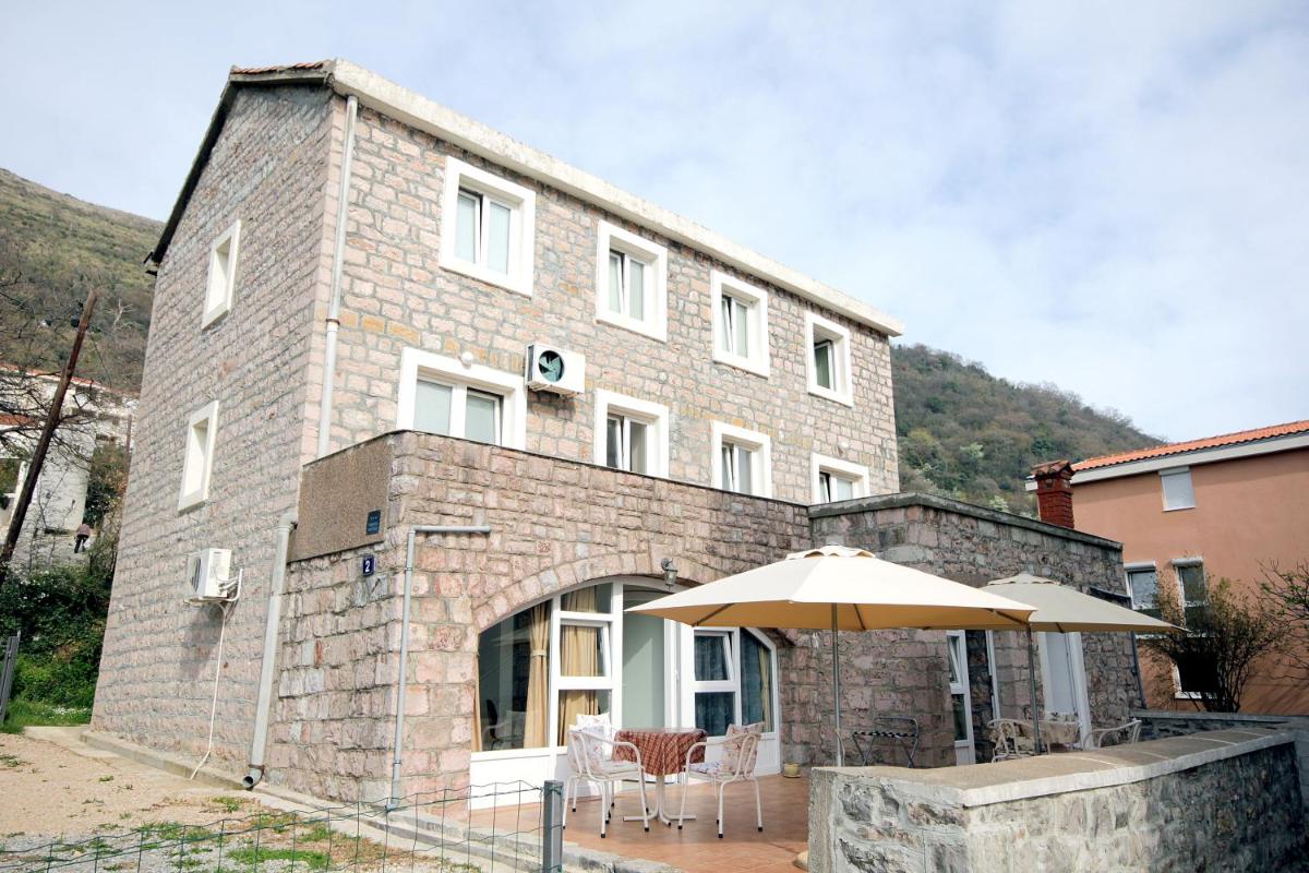 Apartments Pavlovic
