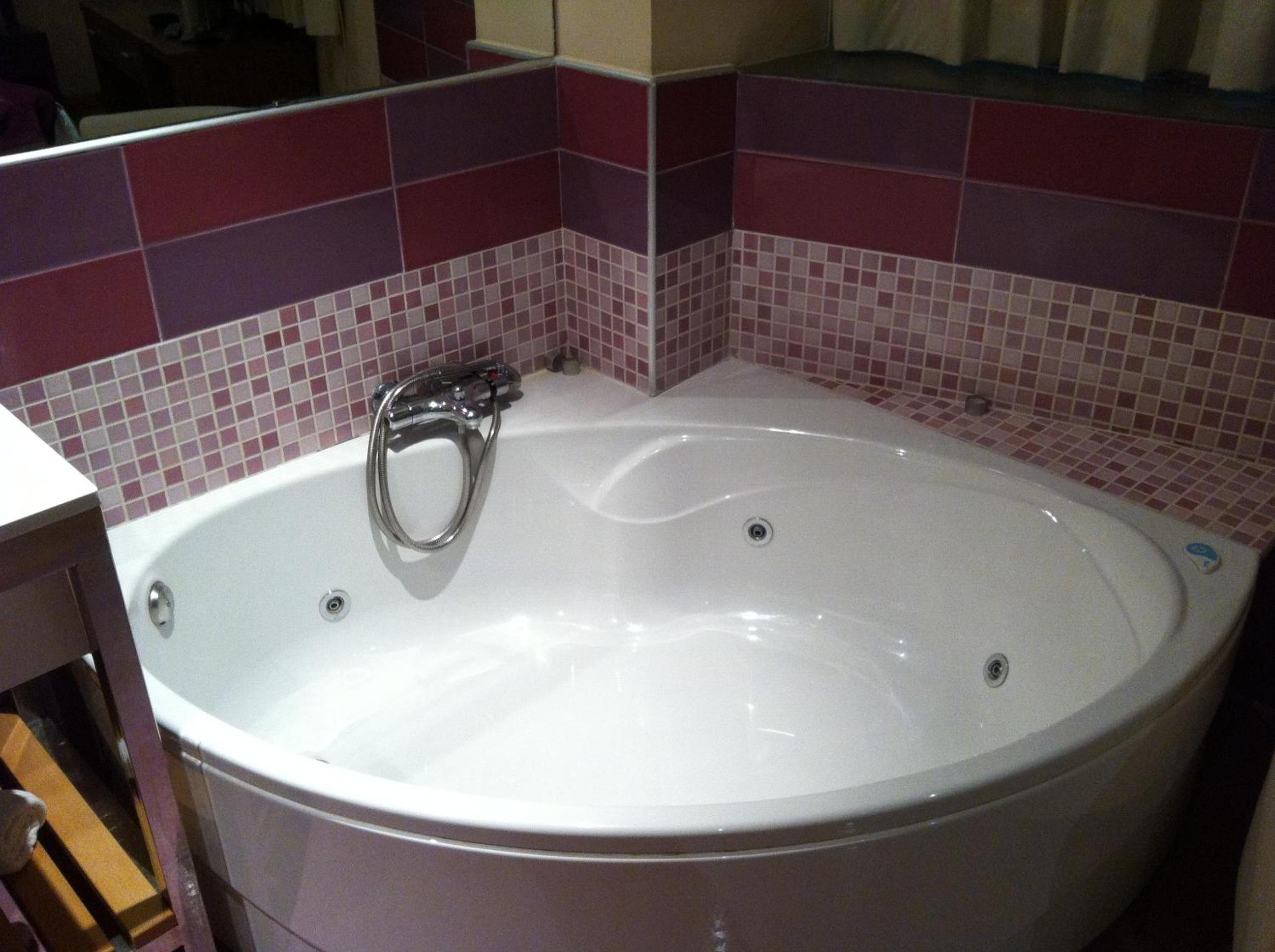 Jacuzzi