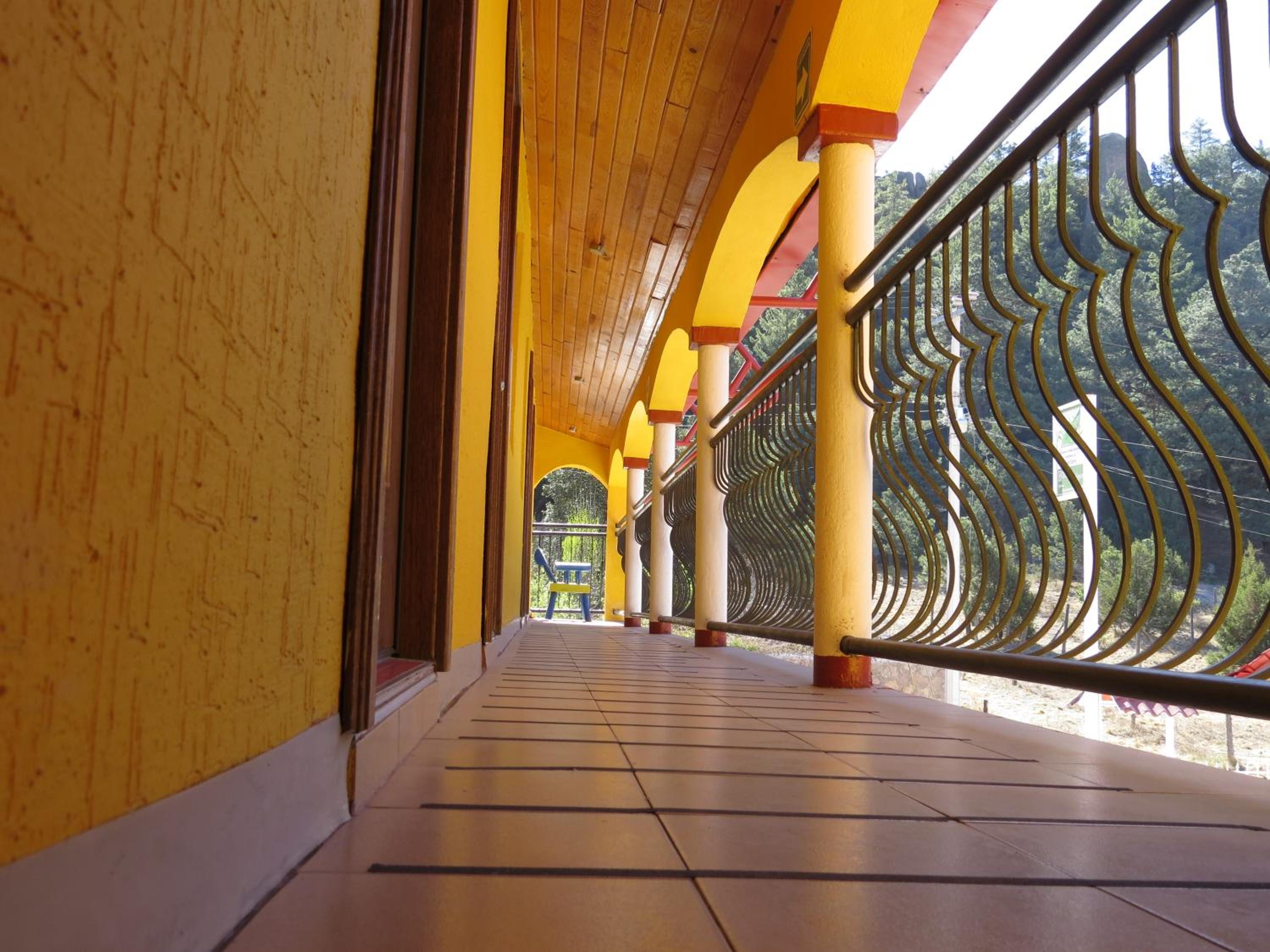 balcony