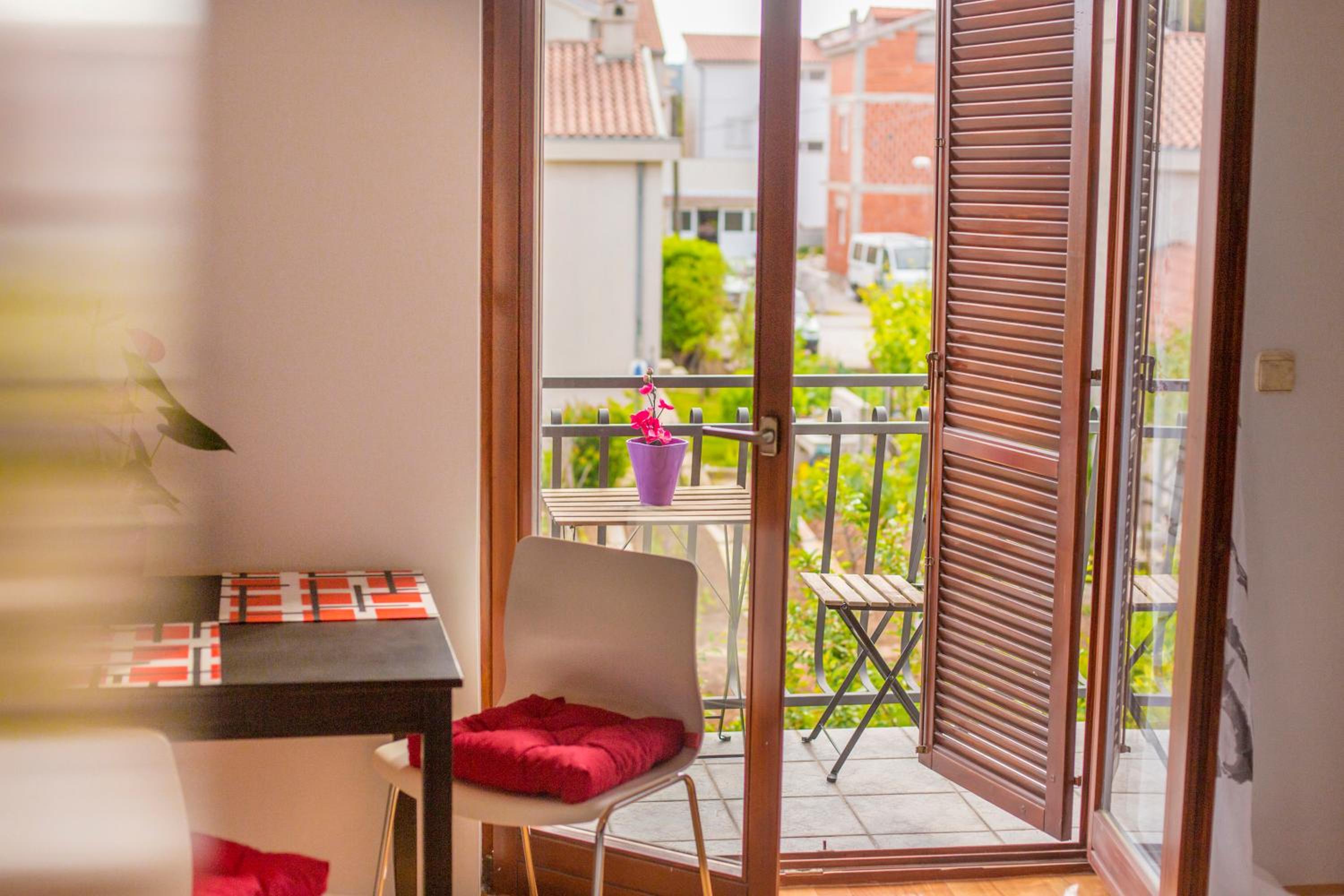 Ava apartmani