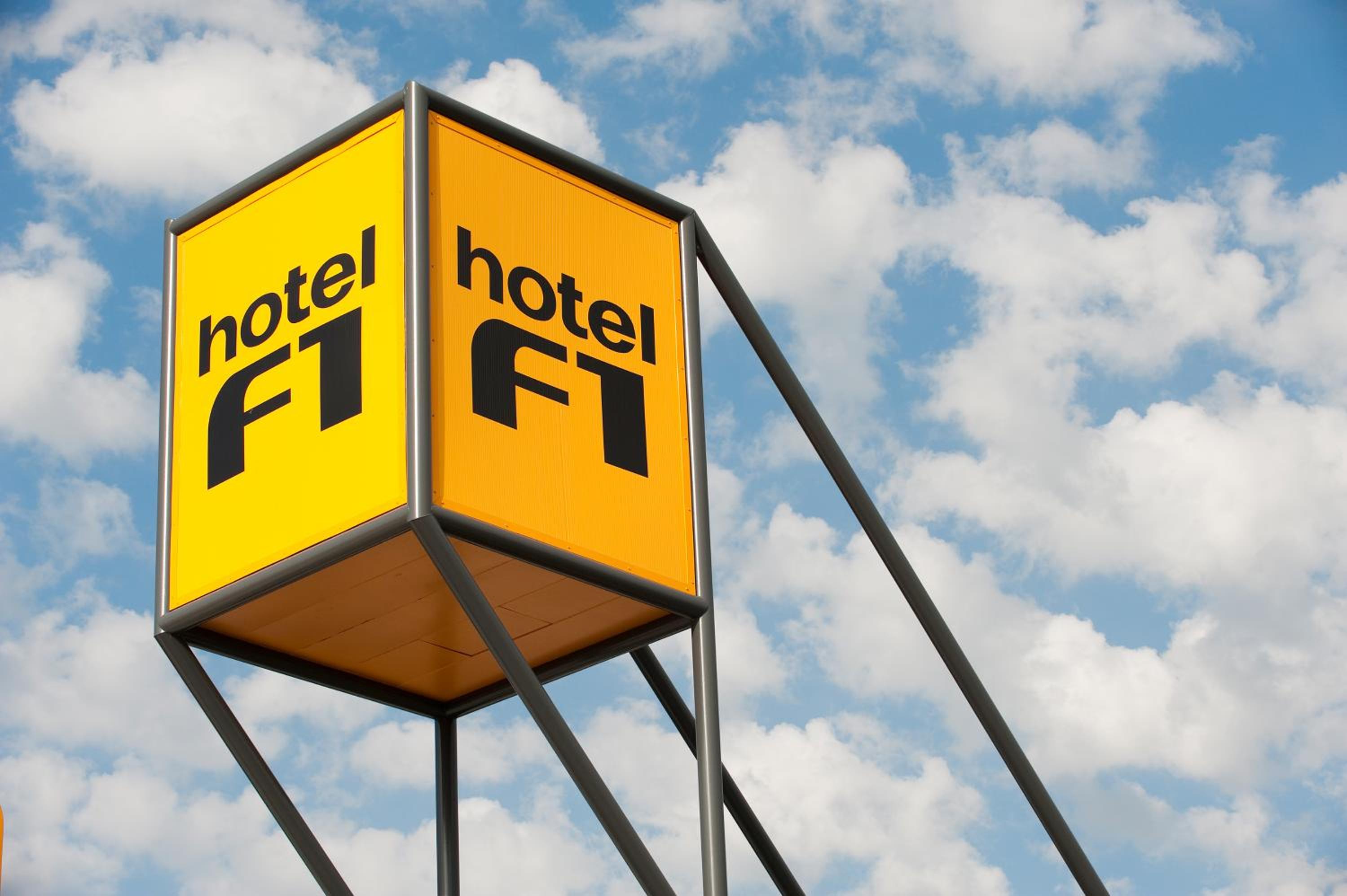 hotelF1 Metz Centre Devant les Ponts