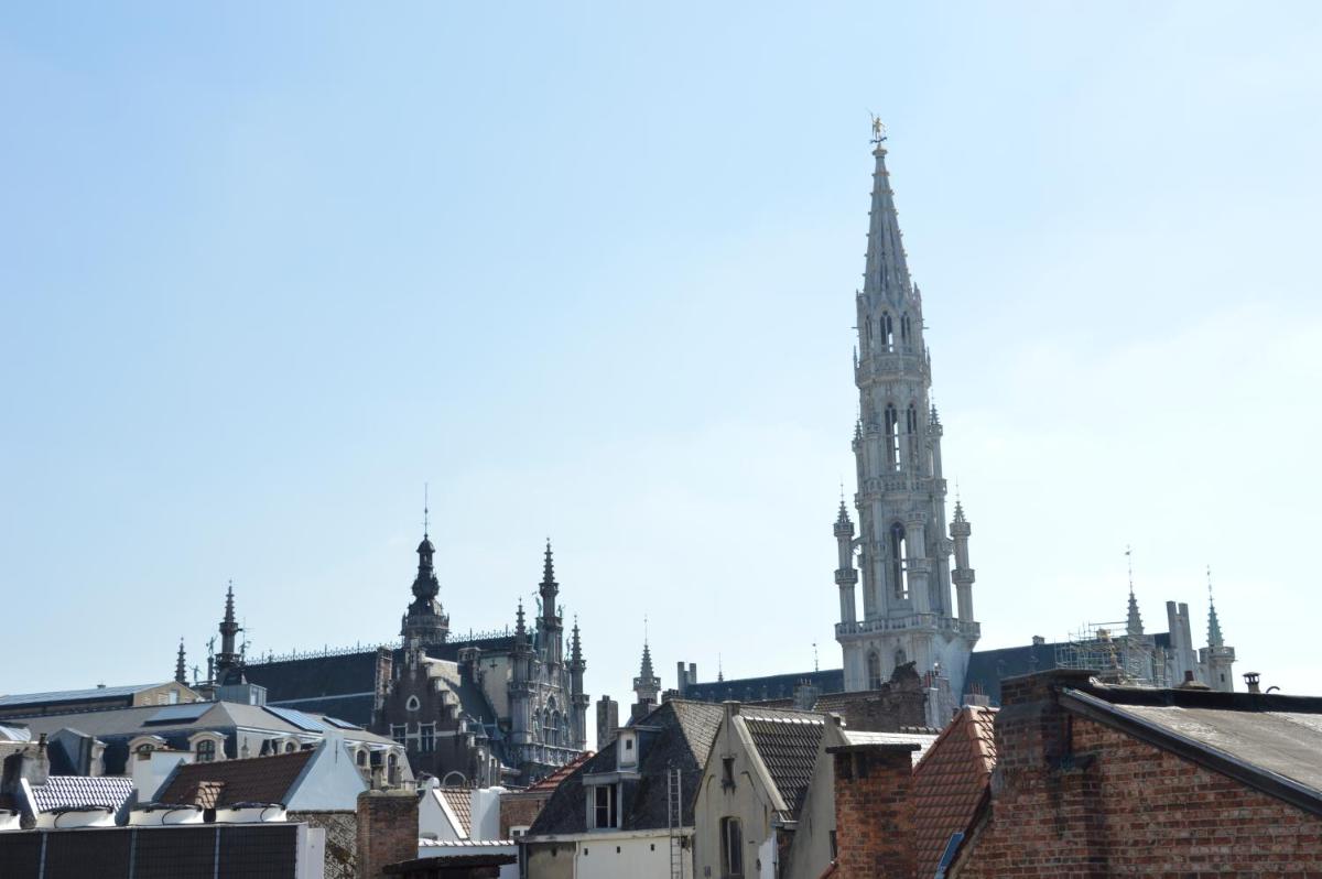 Flat Sympa next Grand Place