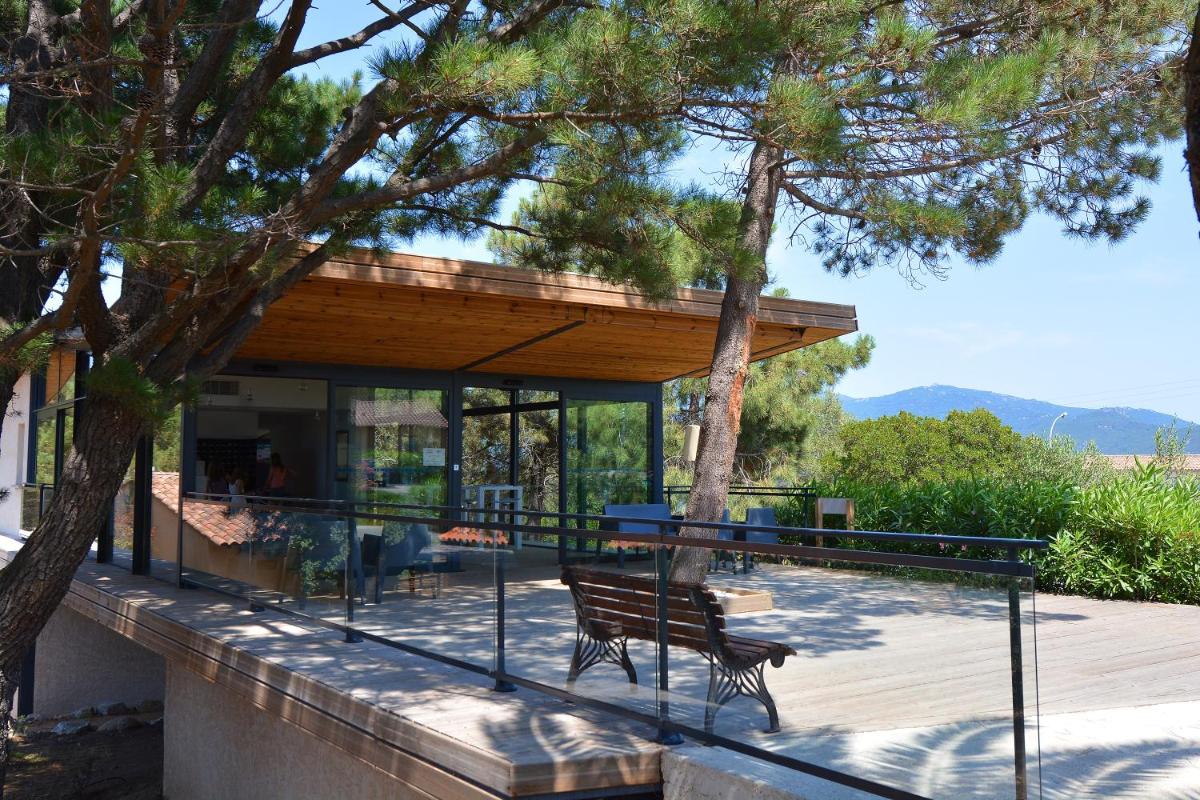 outdoor BBQ area