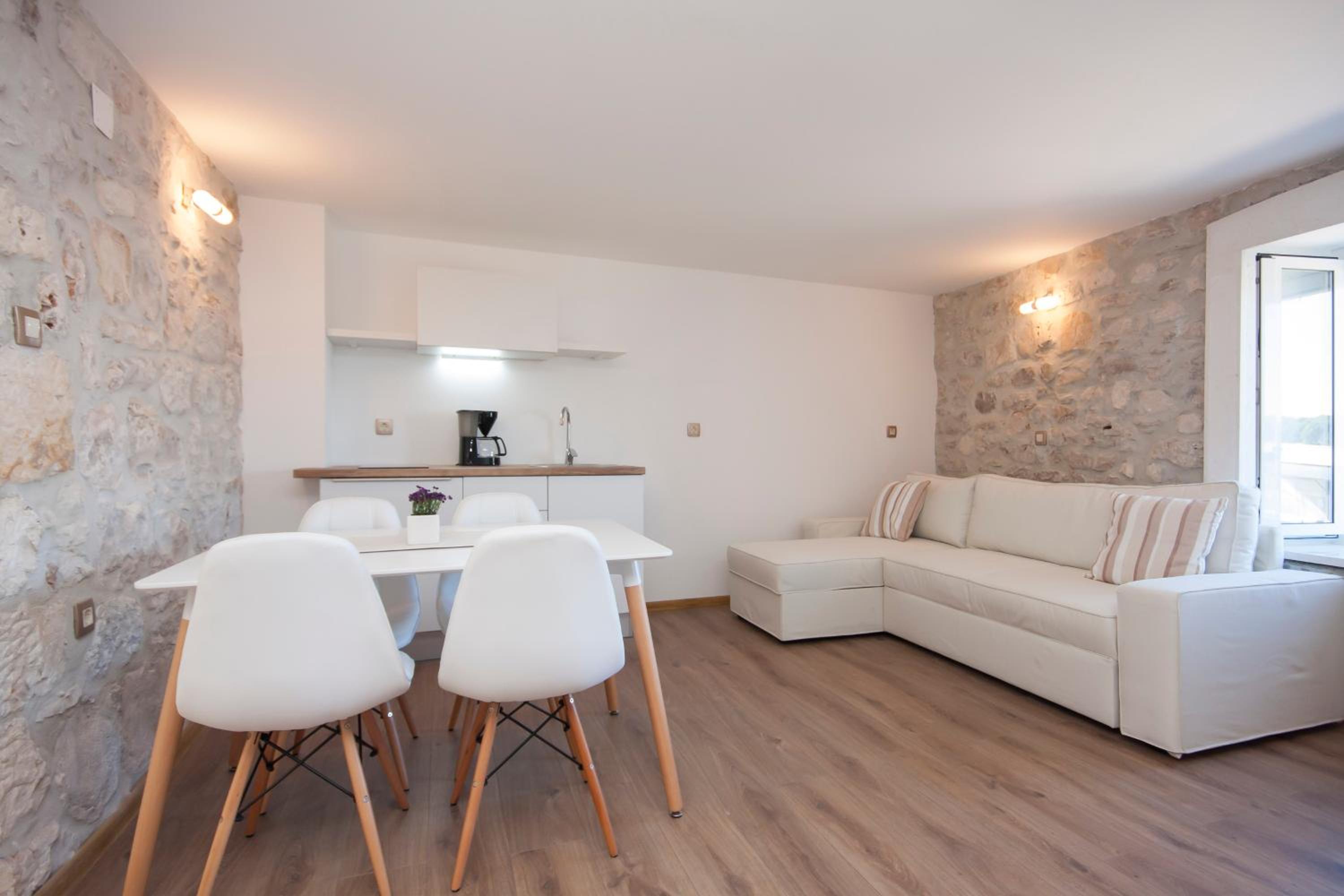 Apartments Dalmata