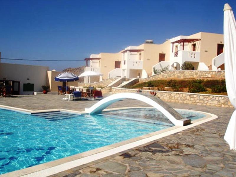 Golden Sun Apartments photo 5