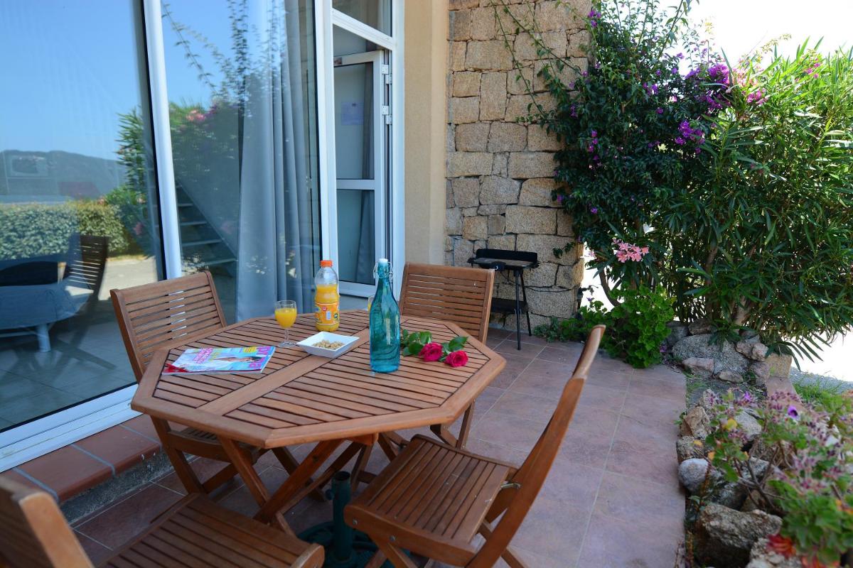 outdoor BBQ area