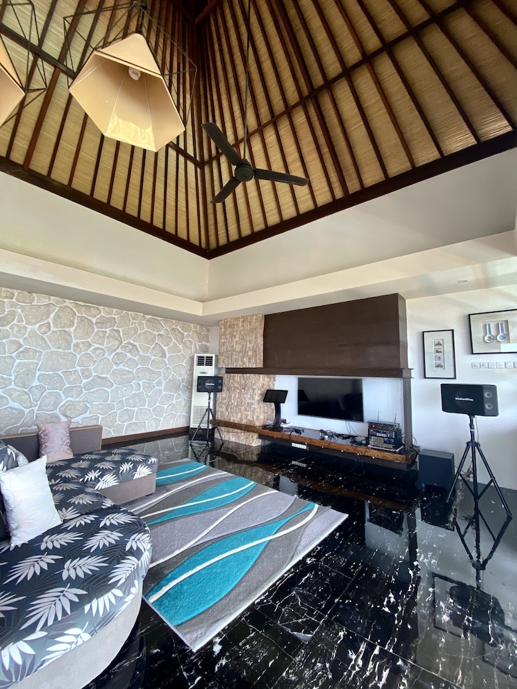 Villa Gajah by Premier Hospitality Asia view 4