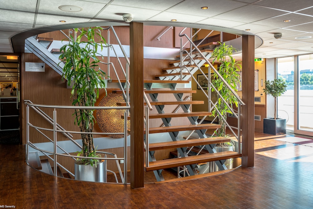 Neuss Vacations - Select MS Serenity - Neuss - Property Image 18