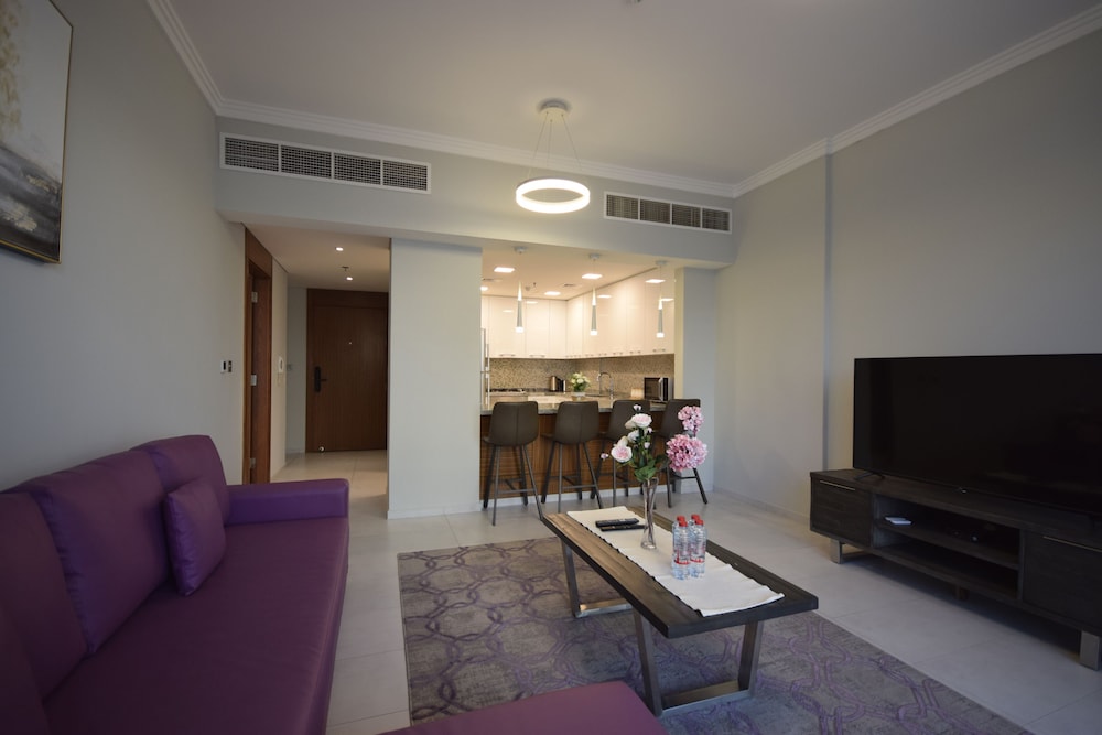 Regent Court 114