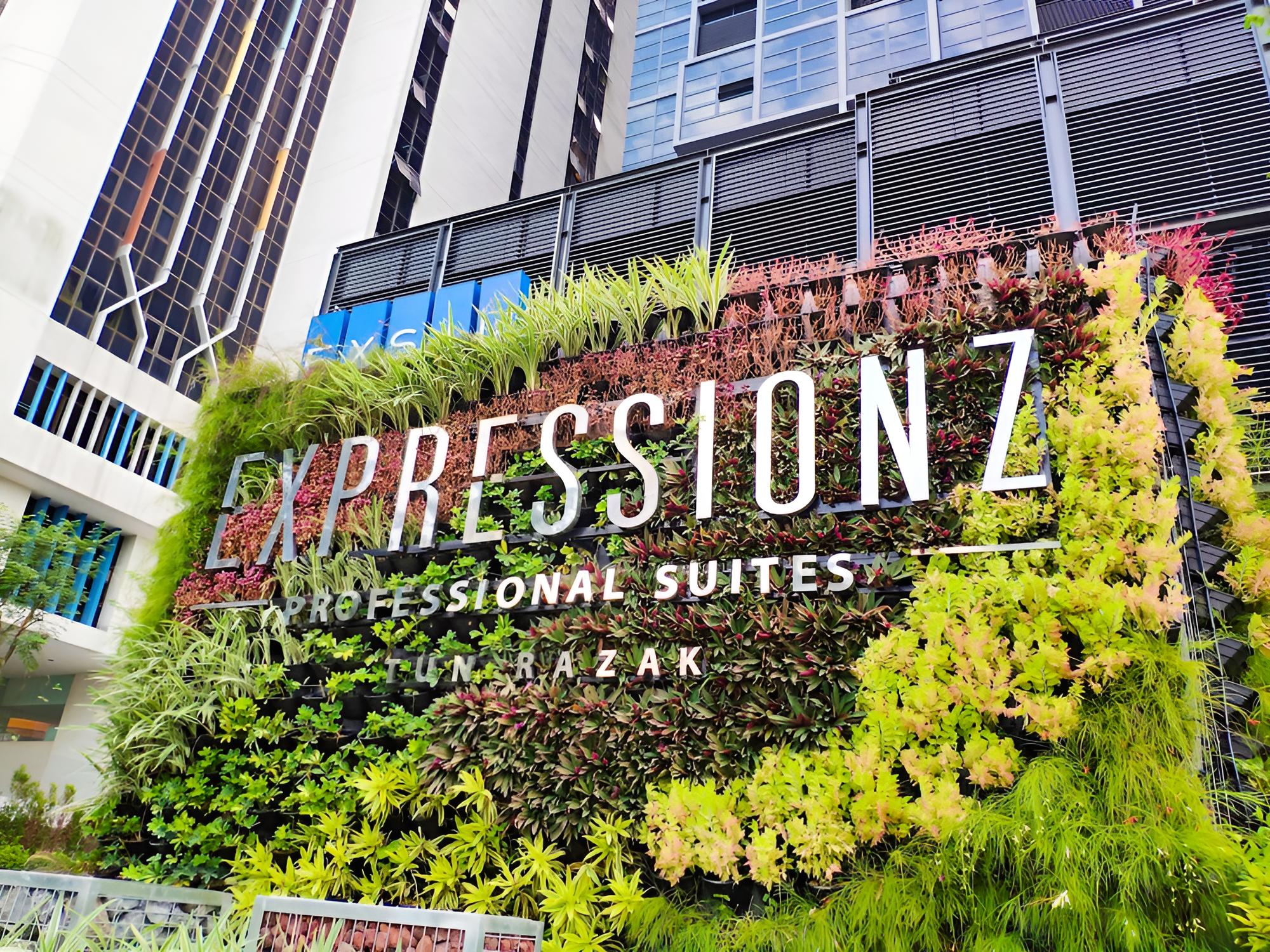Expressionz Professional Suites by HostaStay