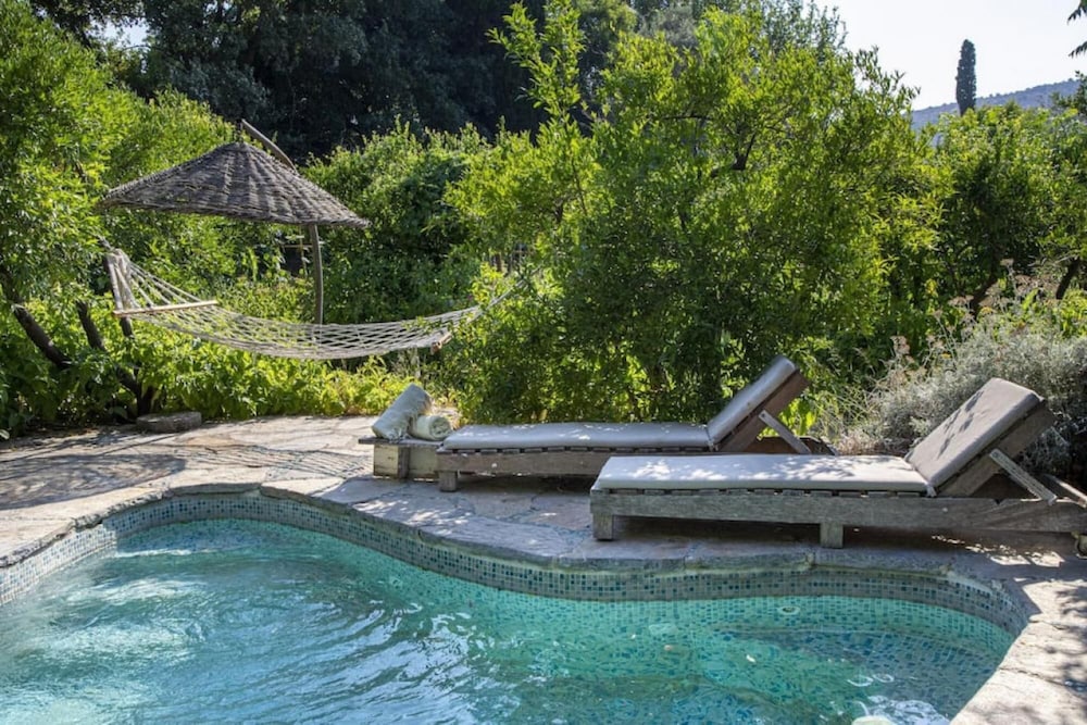 Cozy and Secluded House With Garden in Bodrum