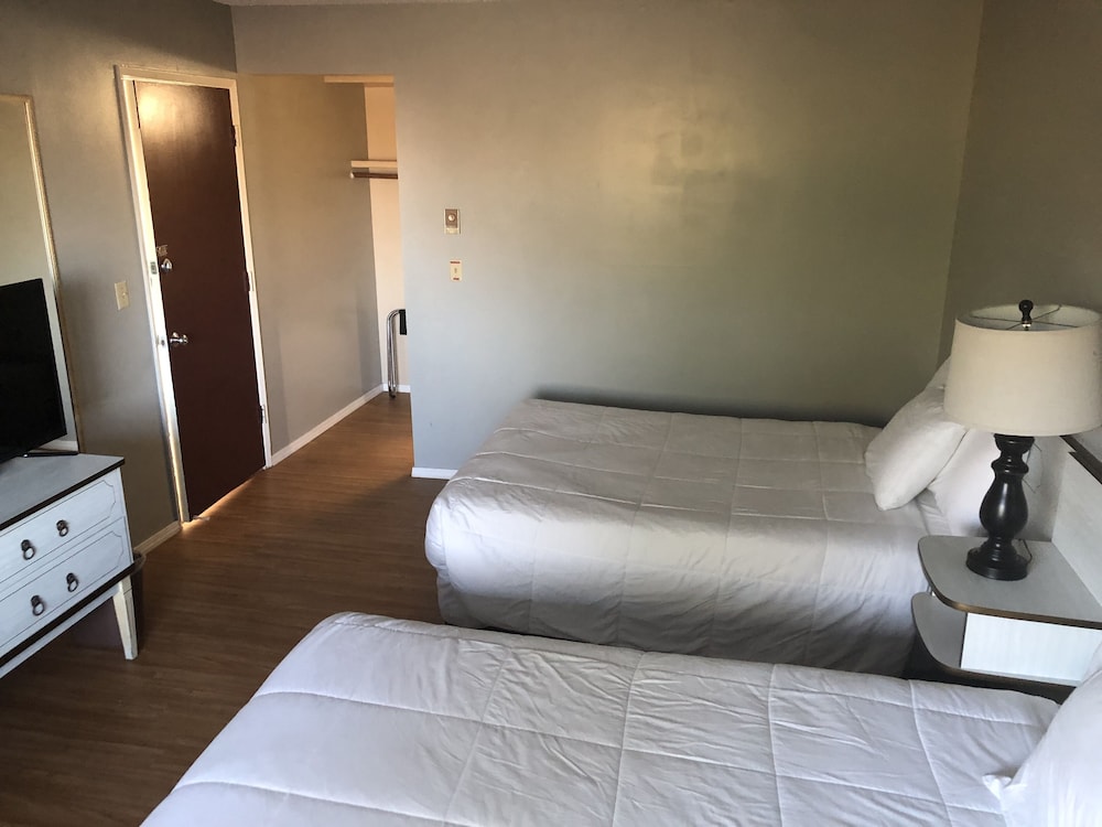 Albany Vacations - Riverside Inn Dallas - Property Image 5