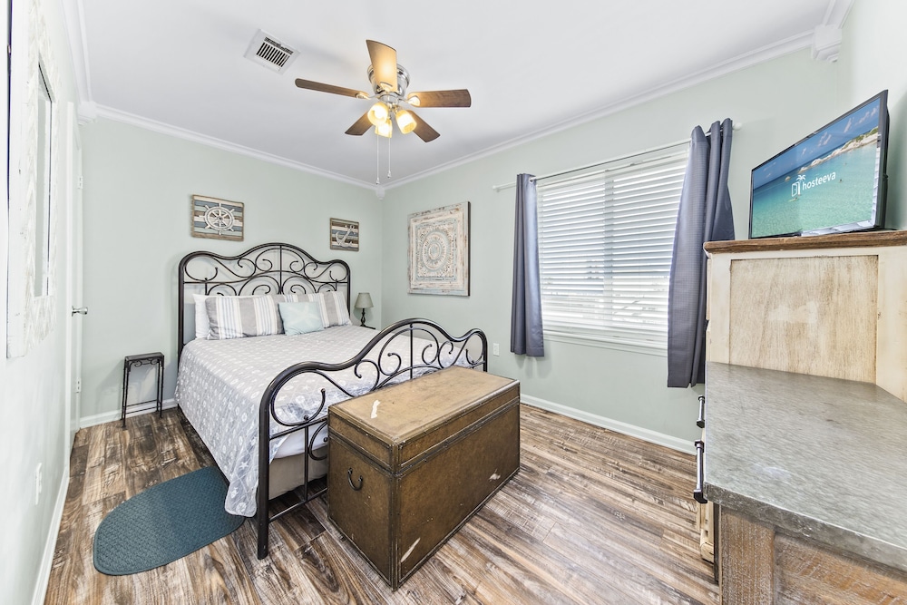 Gulf View Condos by Hosteeva