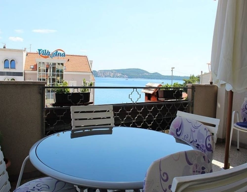 Milka - 100m From the sea - A2
