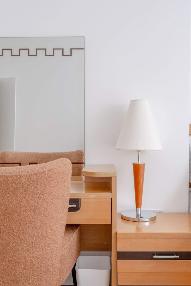 Spacious & Central 4BD Flat - Angel