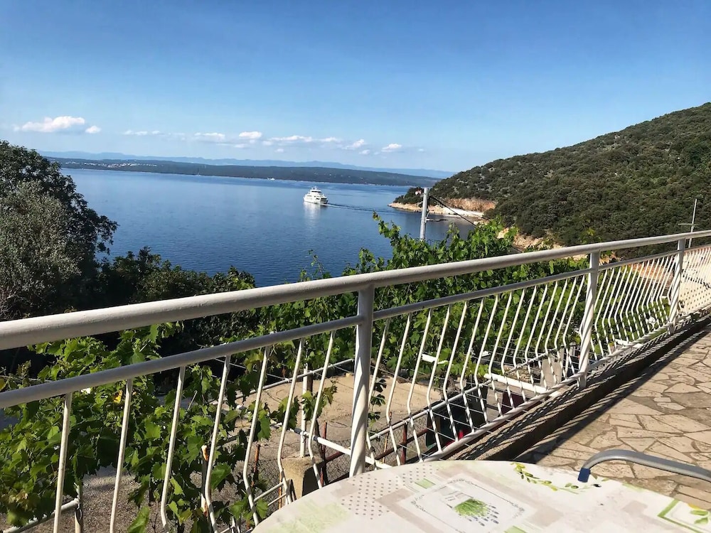 Luki - Great View - A1