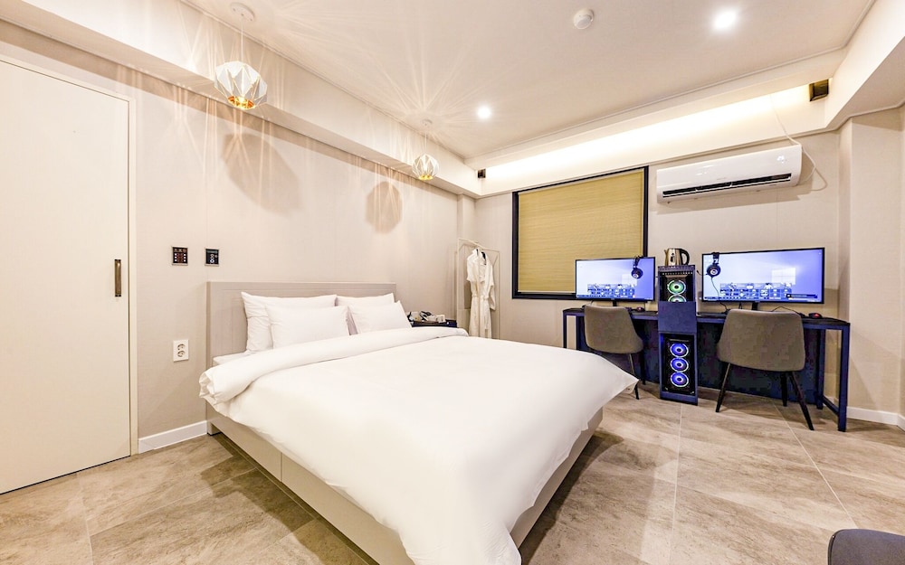 Gwangju Hanam E-kklim Business Hotel