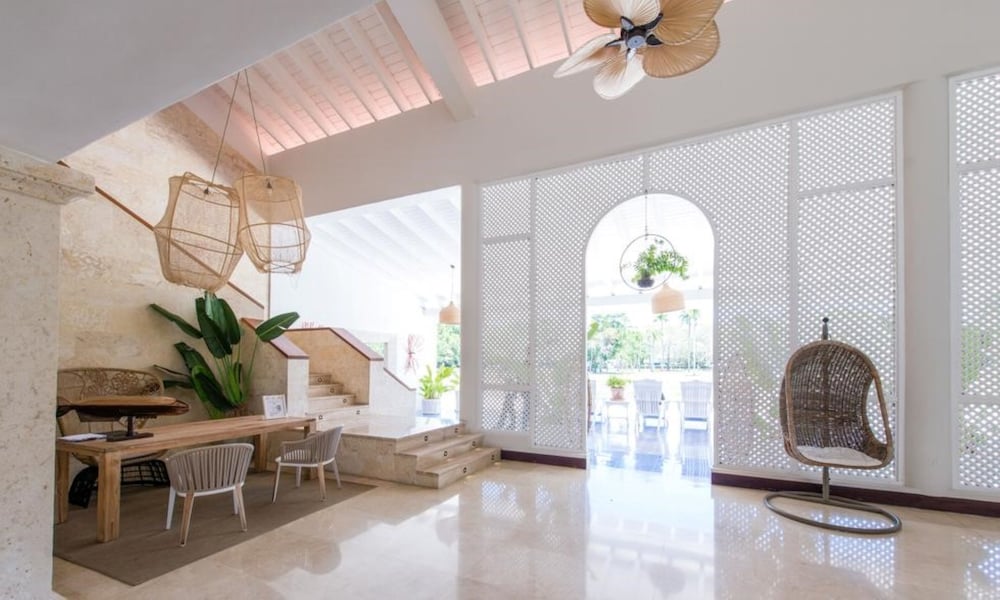 VH Atmosphere - Adults Only - Property Image 30