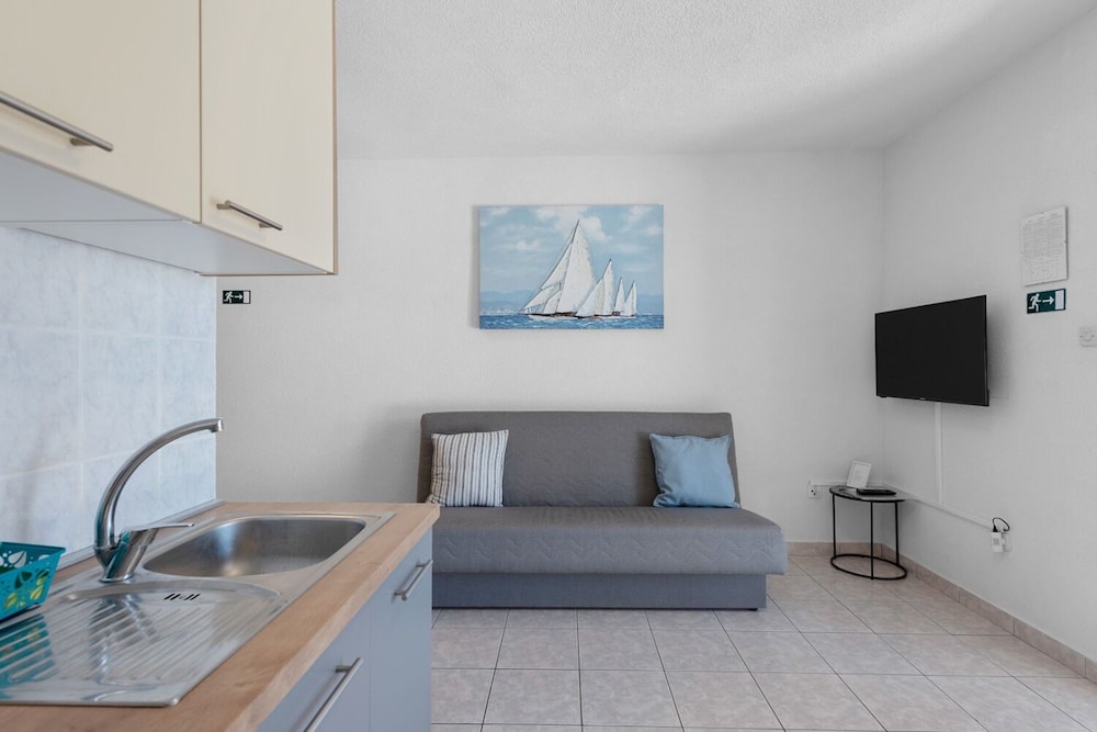 Uga2 - 70m From the Beach - A2-prizemlje