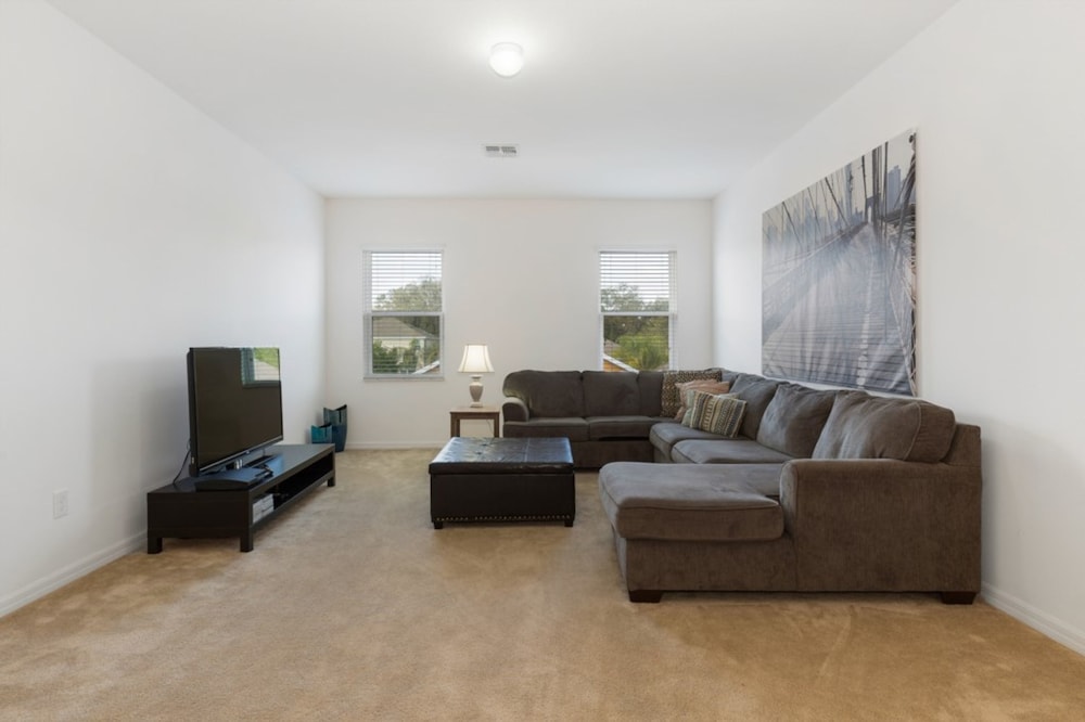 Veranda Palms 2545