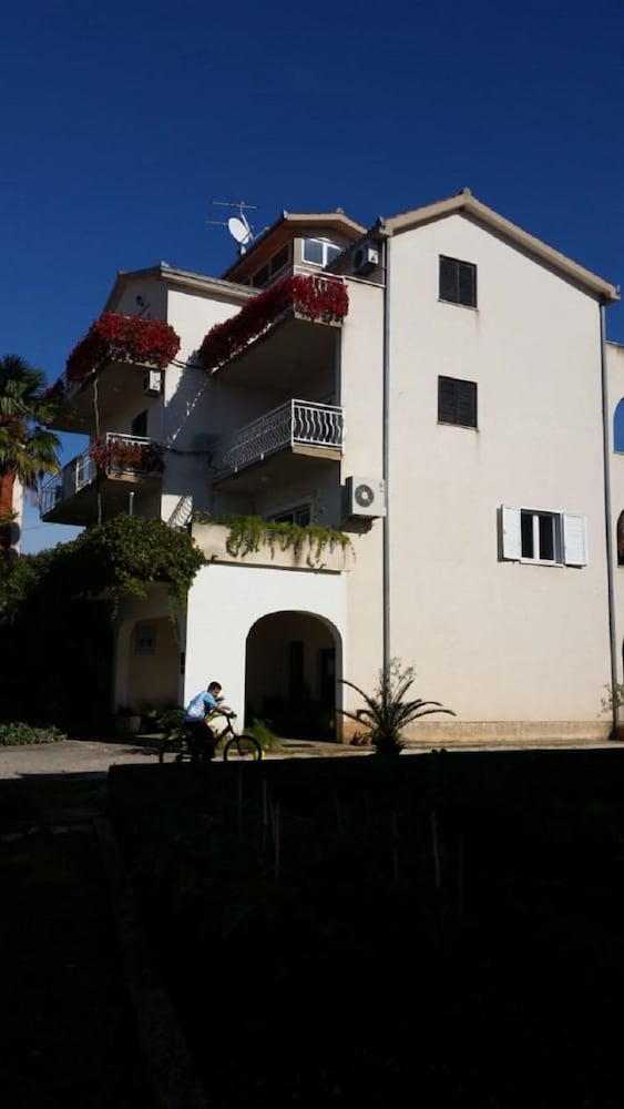 Biserka - 50 m From Beach - A5