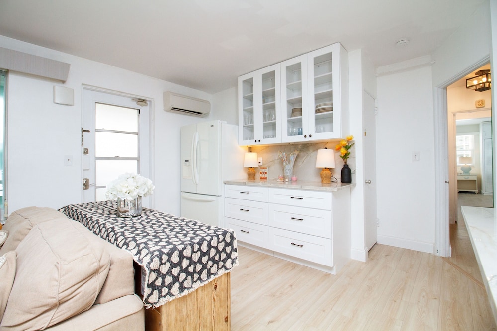 Tropic Terrace #59 - Beachfront Rental 2 Bedroom Condo by RedAwning view 2