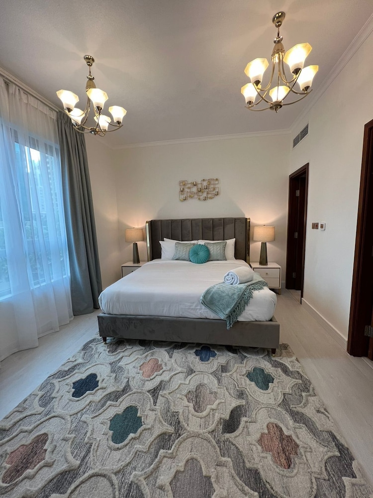 2B-Burj Residence T6-304 by bnbme homes