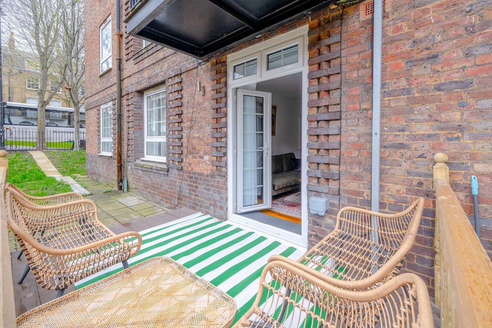 Spacious & Central 4BD Flat - Angel
