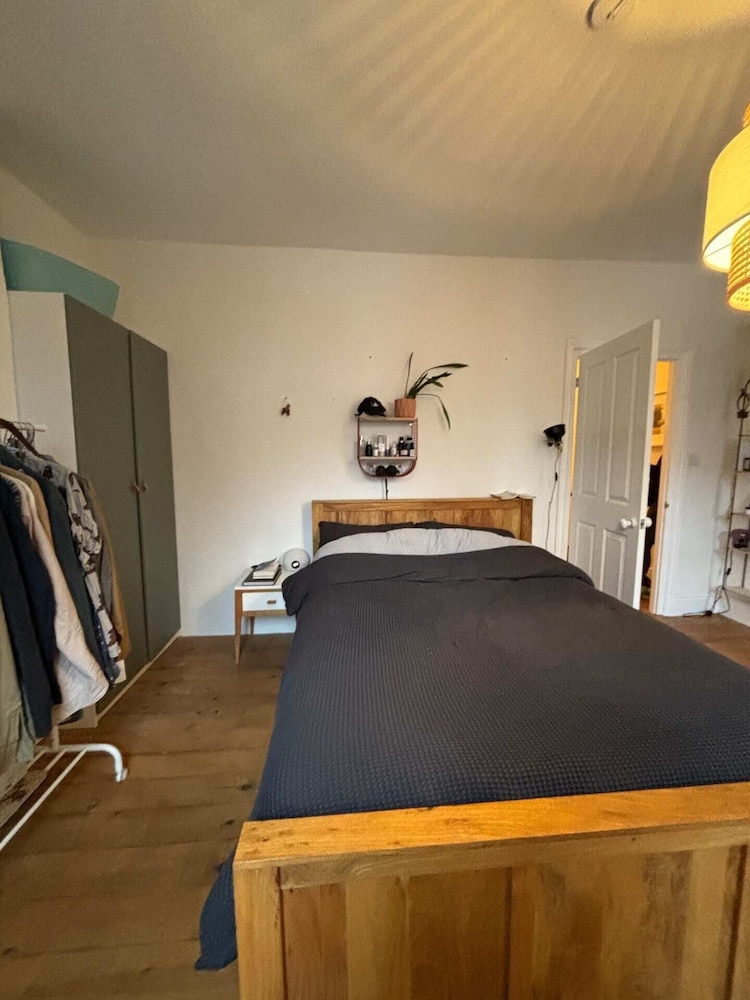 Stylish 2BD House W/private Garden - Brockley!