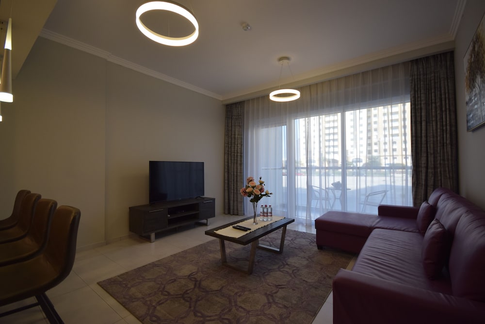 Regent Court 114