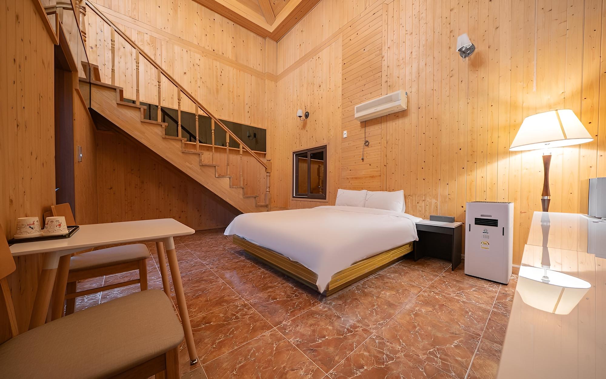 Damyang Gallery Self Check-in Motel
